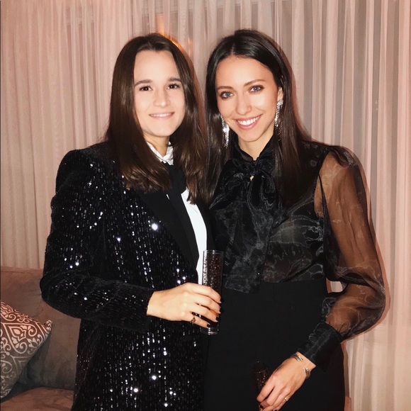 Meet your Posher, Audrey - Picture 1 of 1